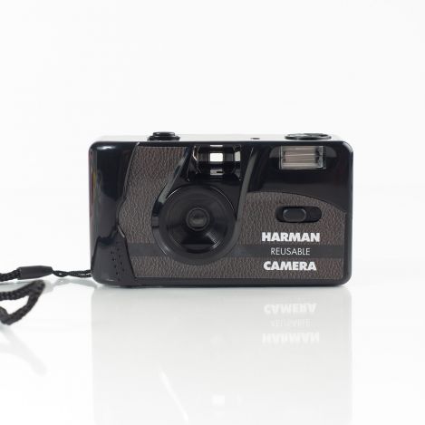 HARMAN CAMERA - 35 mm inclus 2 films Kentmere 400
